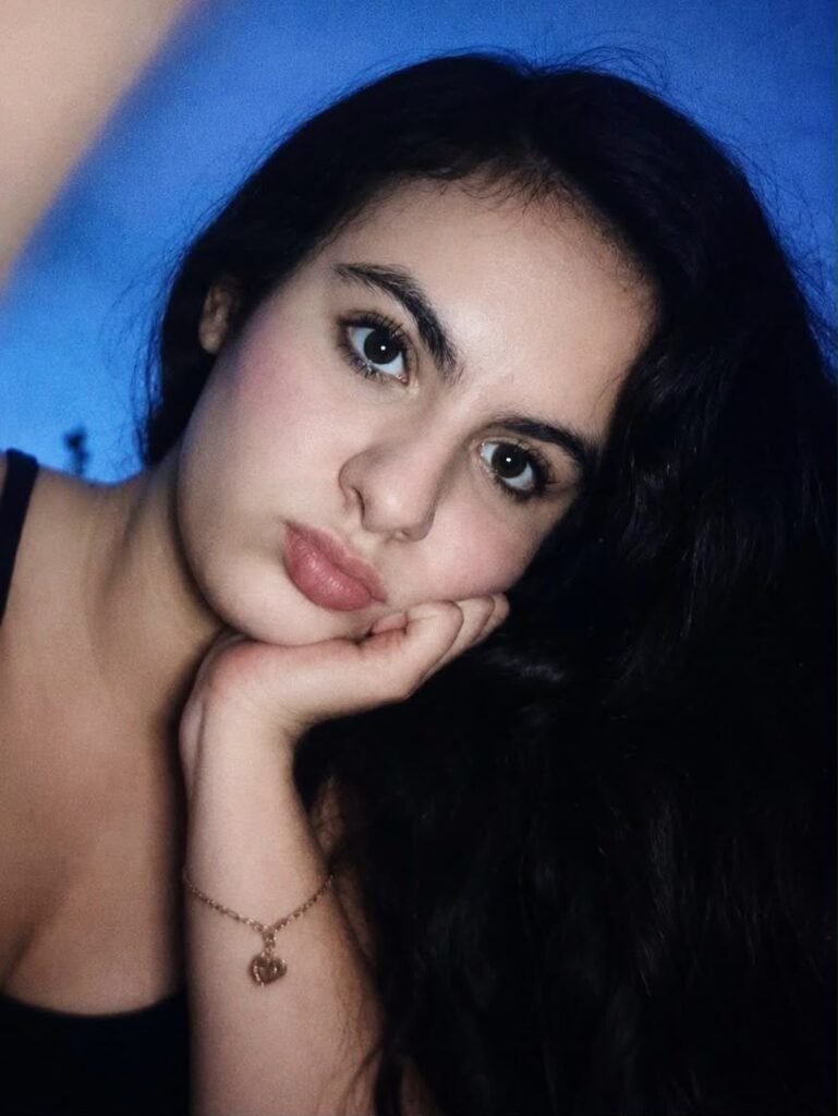 €LLA TURNS TEENAGE FRUSTRATION INTO EMPOWERMENT WITH NEW SINGLE “STUPID GAMES” €LLA TURNS TEENAGE FRUSTRATION INTO EMPOWERMENT WITH NEW SINGLE “STUPID GAMES”