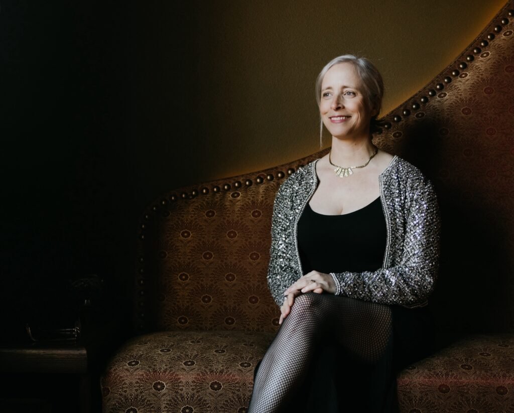The latest AUK Podcast is now available featuring Laura Veirs The latest AUK Podcast is now available featuring Laura Veirs