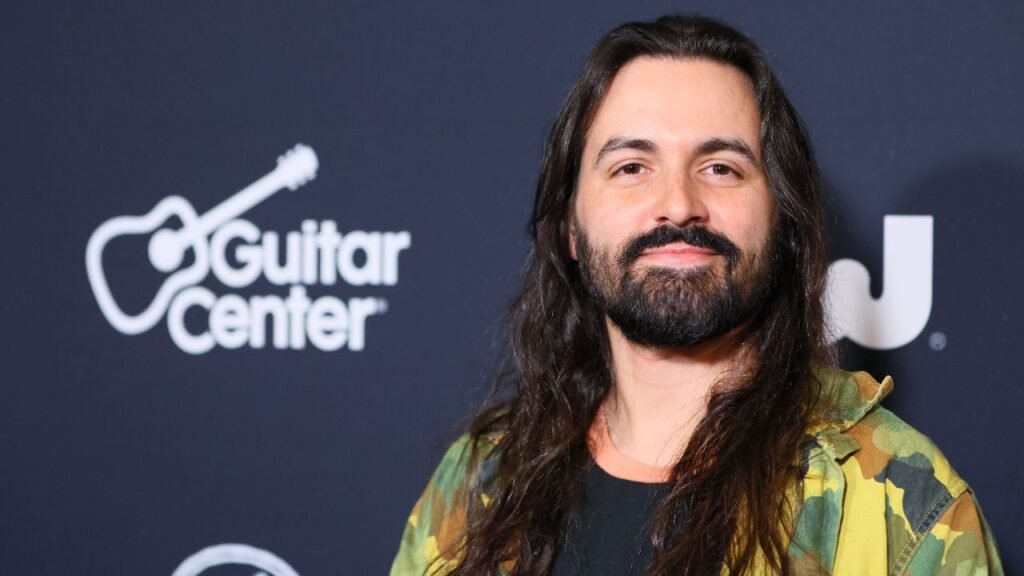 When life is difficult to process, you feel like youre the crazy one: Jay Weinberg opens up on therapy following Slipknot firing