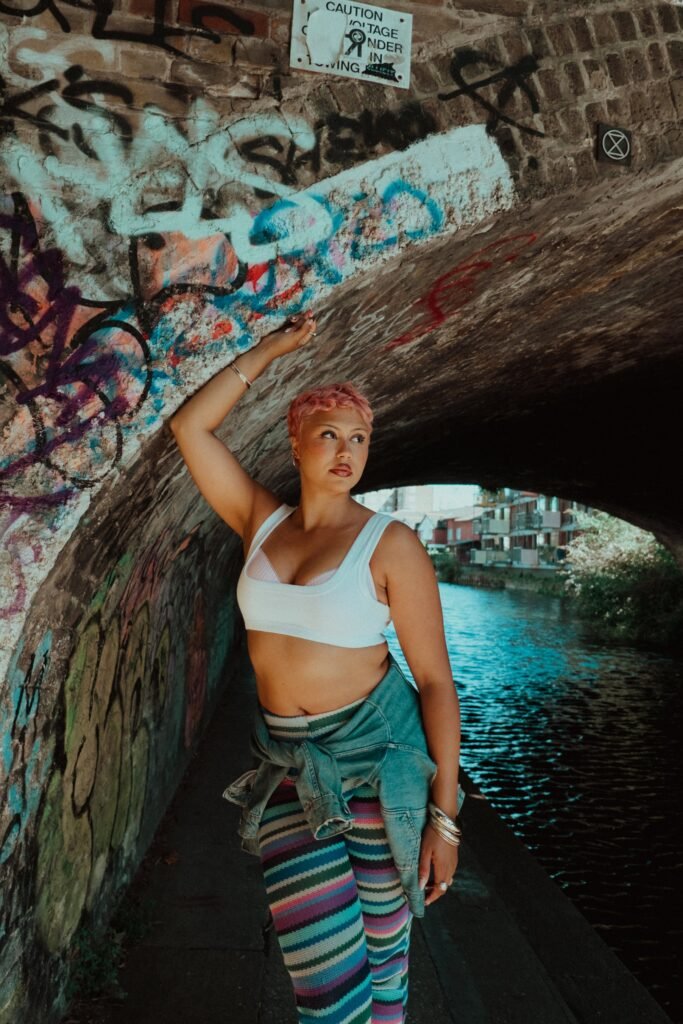 Nia Chennai – Its Not Me (Dont worry, darling) (Official Video) 10 Questions Nia Chennai – Its Not Me (Dont worry, darling) (Official Video) 10 Questions