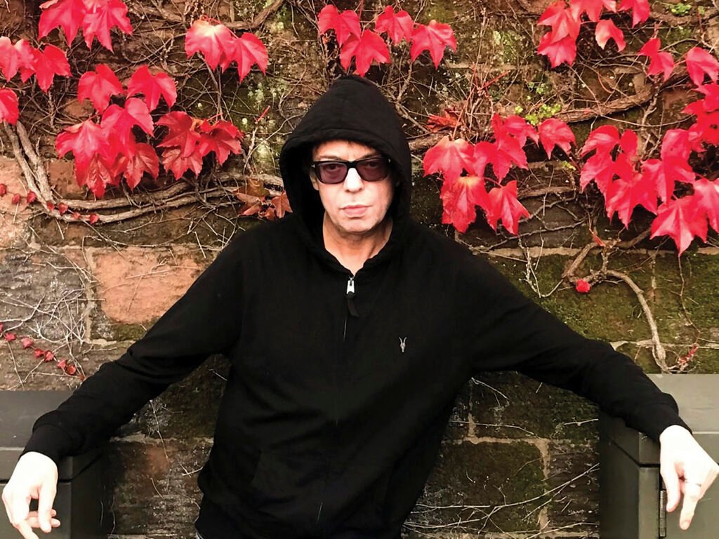 Echo & The Bunnymens Apples For Isaac Reviewed: a late-career triumph – UNCUT Echo & The Bunnymens Apples For Isaac Reviewed: a late-career triumph – UNCUT