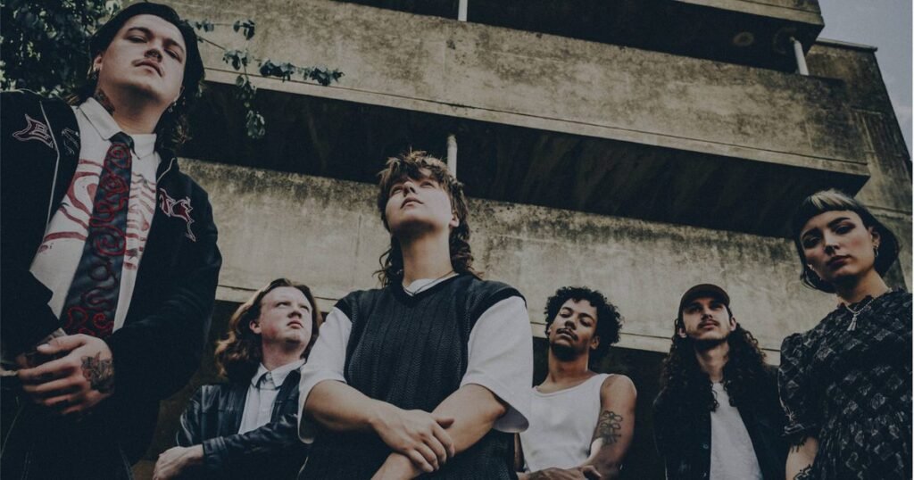 Knives announce new album, NOTHING NEW UNDER THE SUN, and share grooving new single, VERMILLION Knives announce new album, NOTHING NEW UNDER THE SUN, and share grooving new single, VERMILLION